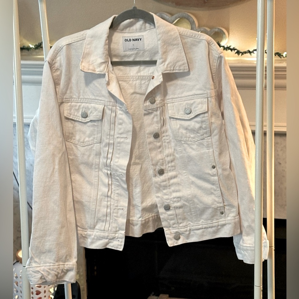 NWOT Old Navy Off-White Jean Jacket size Large